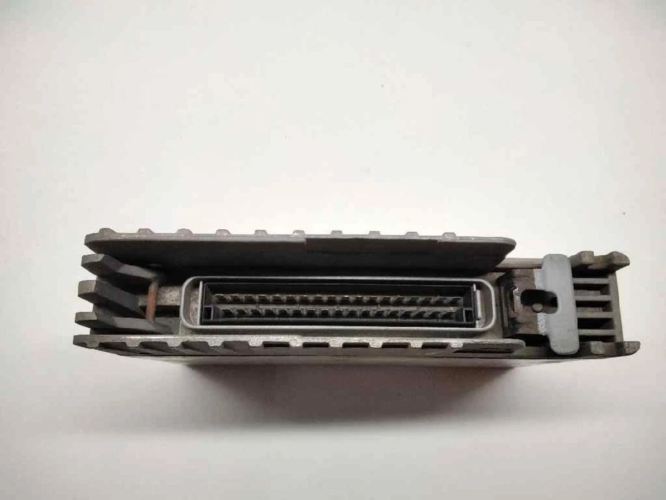 85GG2C013AD CENTRALINA ABS / 2462063 PER FORD SIERRA TURNIER * - Immagine 3 di 4