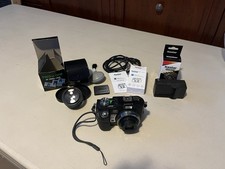 Sony Cyber Shot DSC-V3 Camera 4X Zoom, 7.2MP, 2 Batteries, Glon 2 in 1 lens