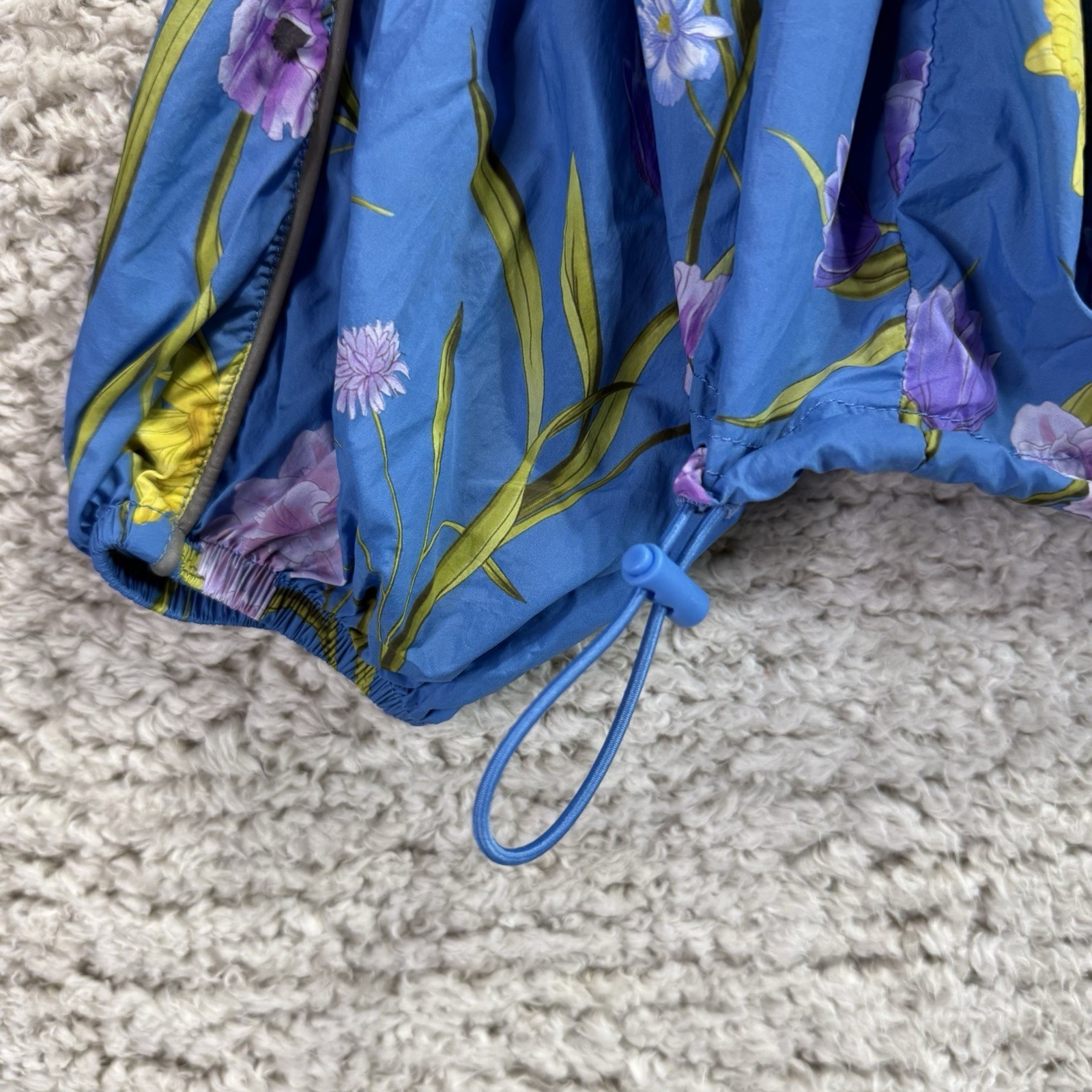 Fabletics Flyweight Windbreaker Size Small Blue F… - image 4