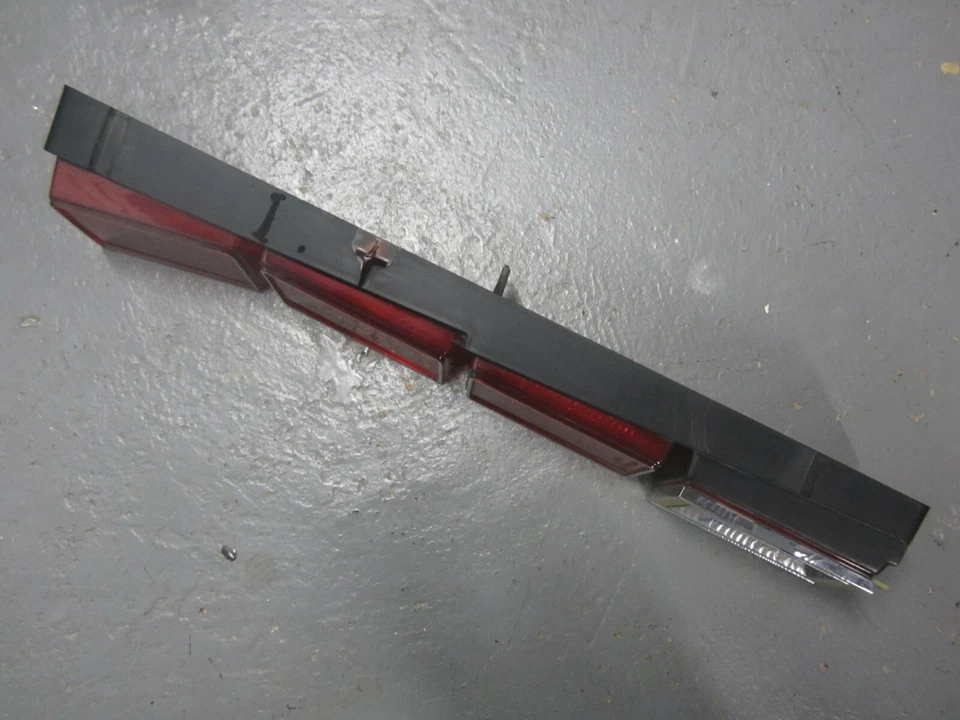 74 Mercury Marquis Monterey Meteor LH Tail Light Lense NOS D4MY-13450-N - Image 3 of 4