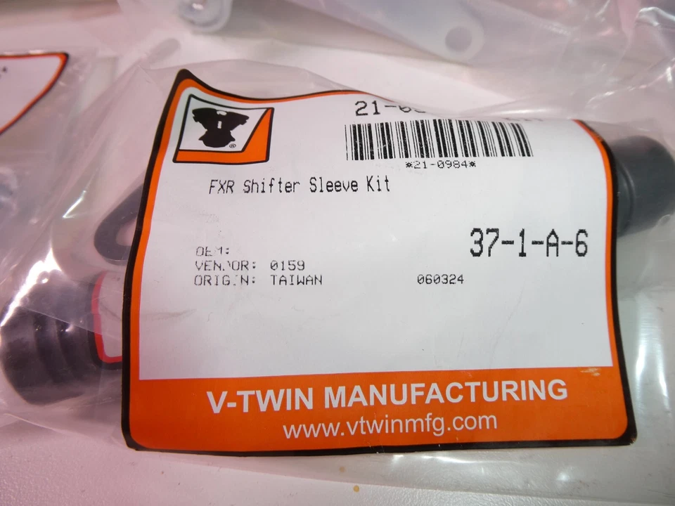 Kit de controle de pé médio Harley FXR EVO Super Glide FXLR 1982-1986 V-Twin 22-0348 X6 - Imagem 4 de 4