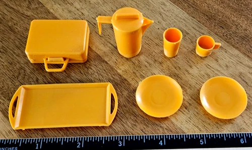 Vintage Mattel Barbie 1972 Friendship Plane Accessories 8 PIECES