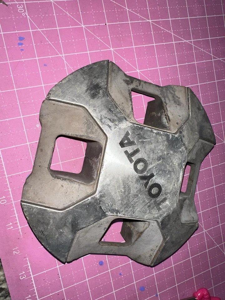 Tapa central de rueda Toyota Celica Supra Corolla Van Wagon 1982-1986 716101 Foto 2 de 4