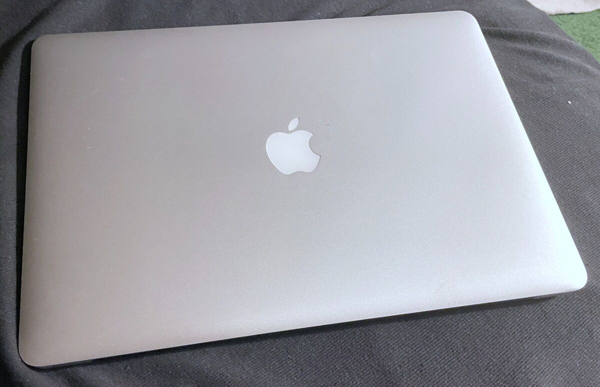 Apple MacBook Pro 15 Apple MacBook Pro 15