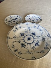 Royal Copenhagen Blue Fluted Plain 1 Dinner Plate 175  2 Saucers CHIP