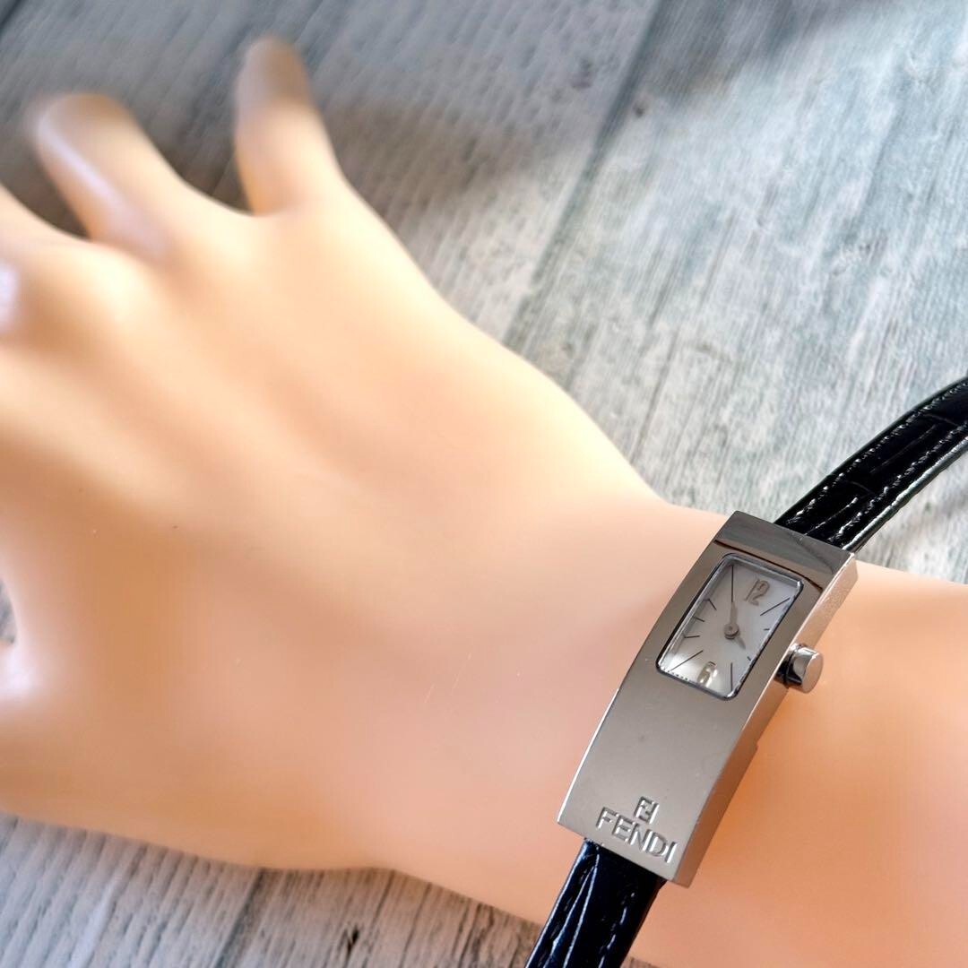 FENDI Watch 3300L Silver Ladies Used From Japan Check description