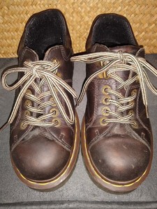 dr martens 10940