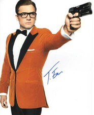 TARON EGERTON SIGNED 8X10 PHOTO KINGSMAN AUTHENTIC AUTOGRAPH COA C