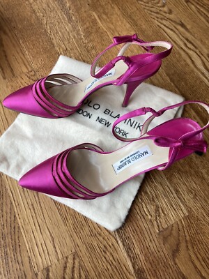 MANOLO BLAHNIK ピンク 編み上げ花装飾 サンダル New Vtg Manolo Blahnik Strappy Ankle Silk Satin Sandals Heel