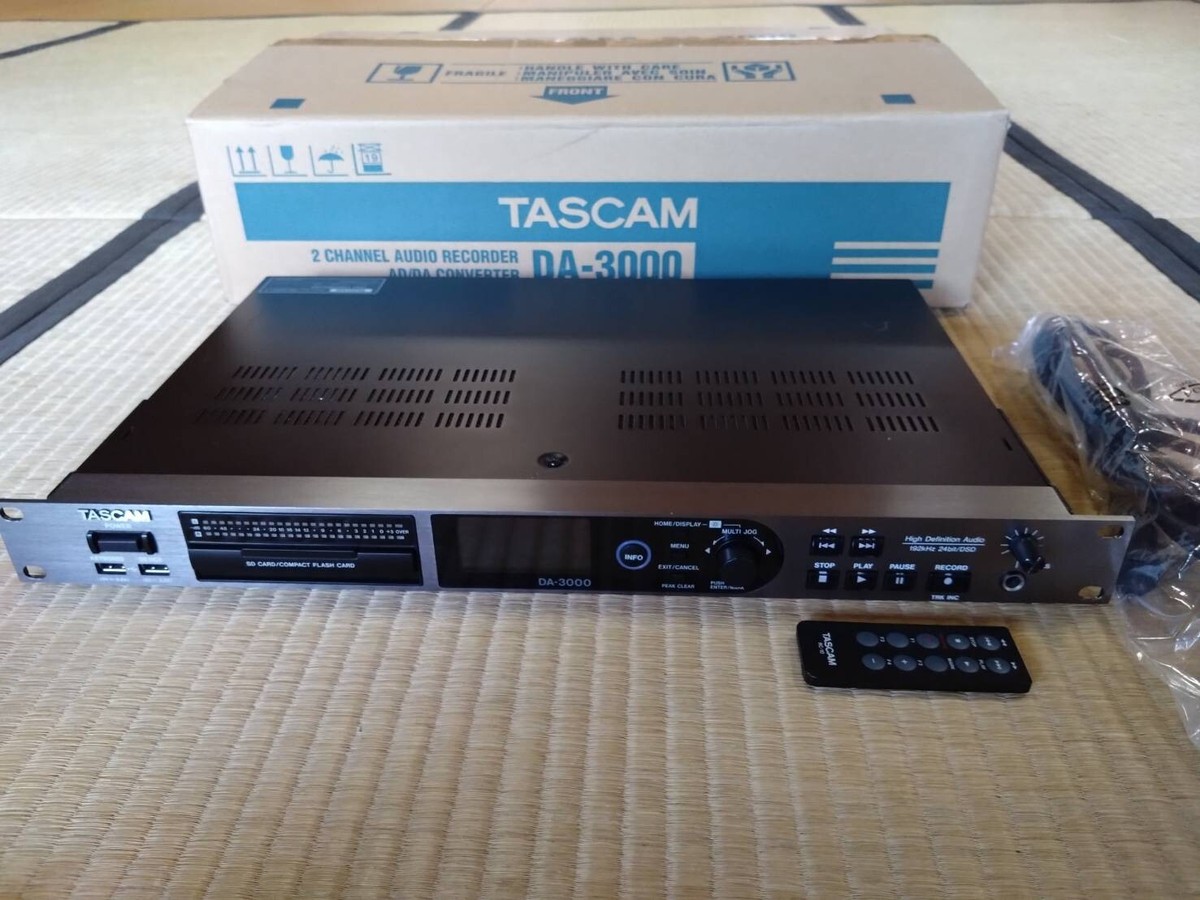 DTM・DAW TASCAM DA-3000 TASCAM DA-3000 Stereo Master Recorder and AD/DA Converter | Sweetwater