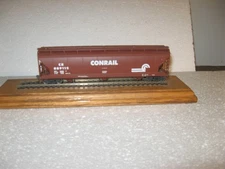 HO SCALE ACCURAIL CONRAIL 50' 3 BAY COVERED HOPPER !
