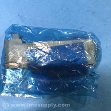 SMC SV2200R-5FU SV2000 Solenoid Valve, 5-port FNOB