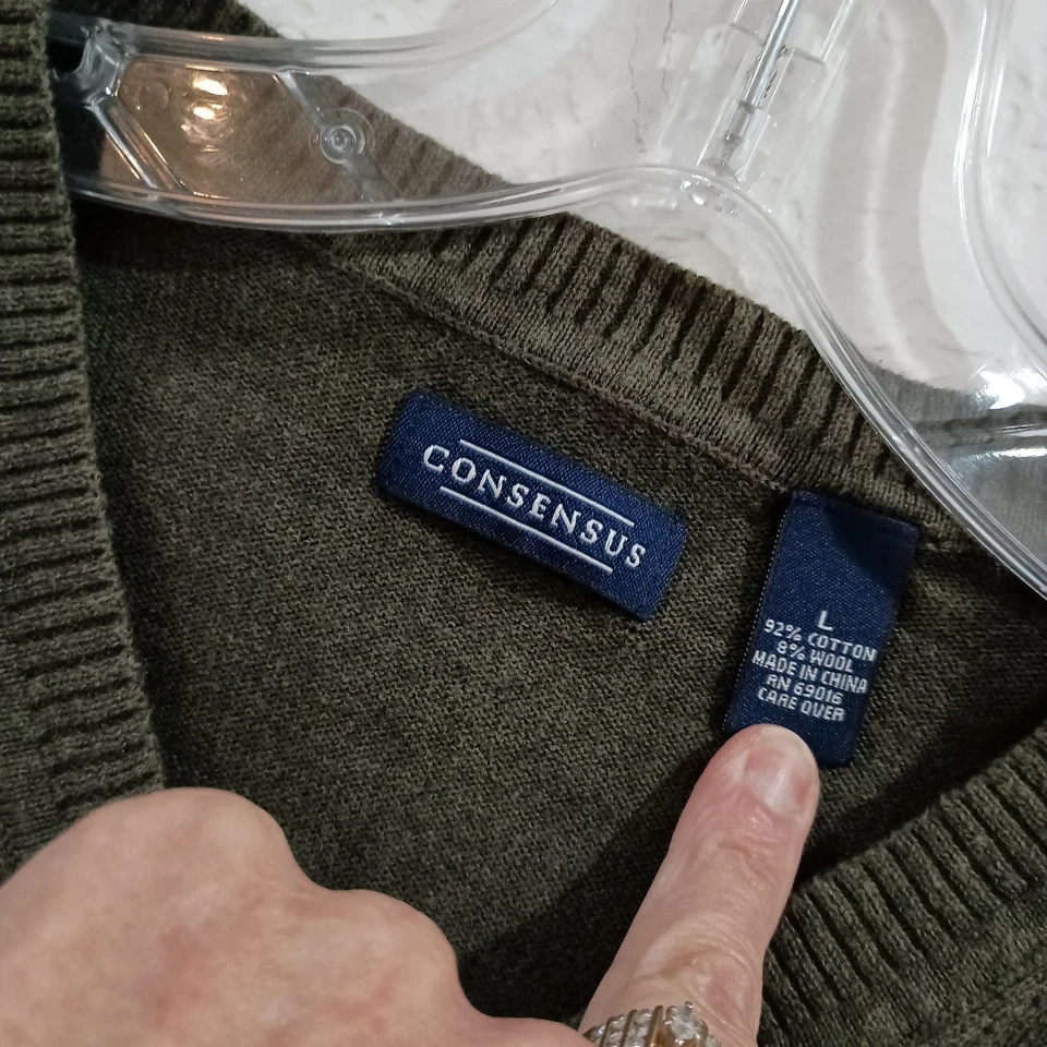 Men's Consensus Green Wool Blend Sweater Vest, Size L - Image 4 of 4