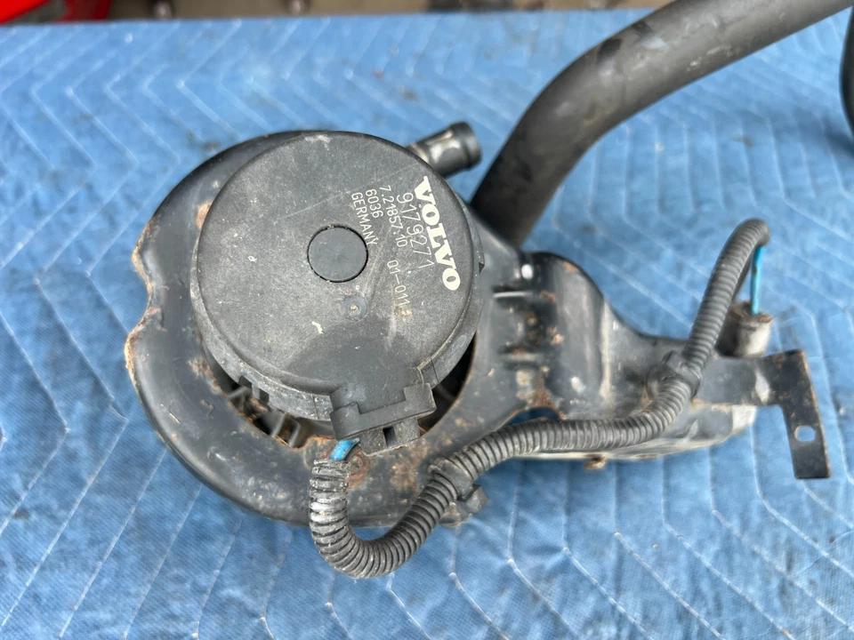 1998-2000 Volvo S70 V70 XC Air Injection Smog Pump 9179271 OEM #3114EM - Image 2 of 4
