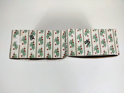 Collezione Vacanze 24 Pezzi Ornamenti Casa di Villaggio 2"x2"x1,5" World Blazers Inc. - Foto 11 di 12
