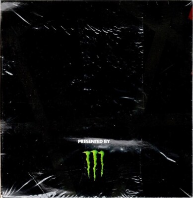 2013) ~ Thrasher / Hell of a Year: The Best of 2013 / DVD
