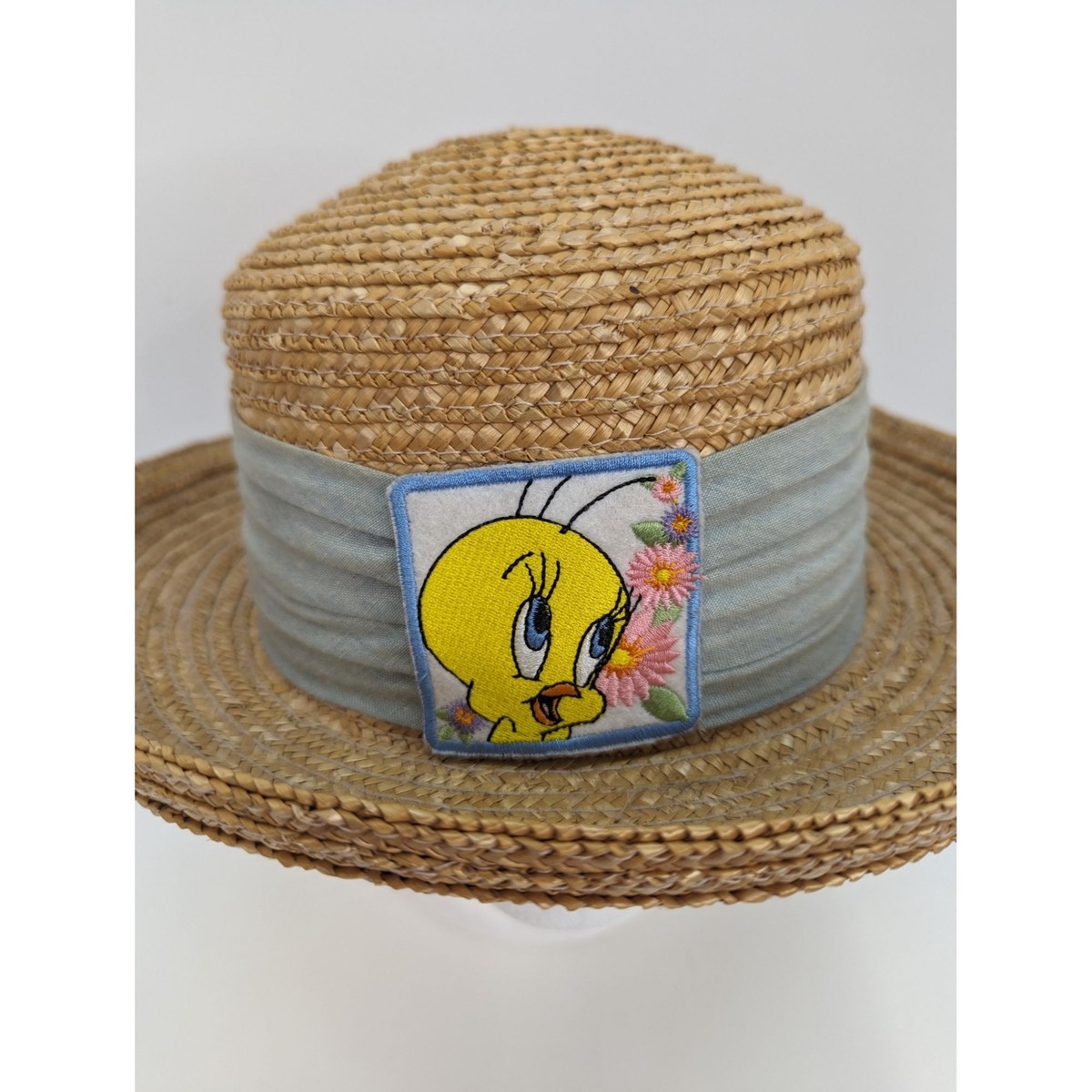 Looney Tunes Vintage 1999 Tweety Bird Straw Sun Hat with daisies, New with Tag Vintage 1999 Looney Tunes Tweety Bird Straw Sun Hat Patch  main image 2
