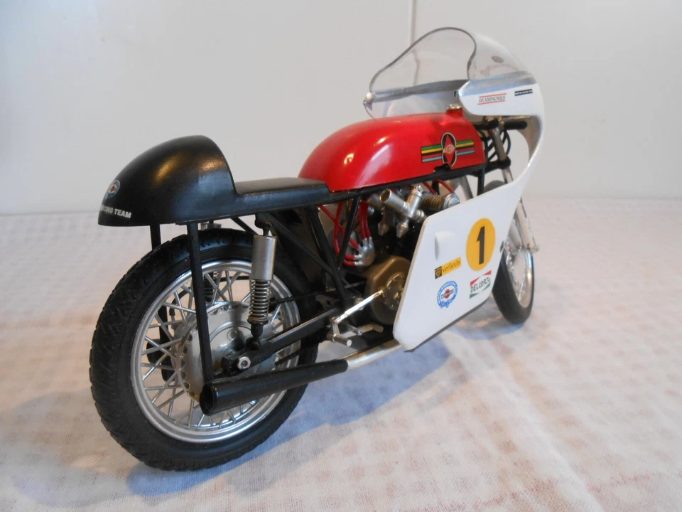 " Gilera 500 CC vier Zylinder Renner " Protar 1:9 ca. 22 cm - Bild 3 von 4