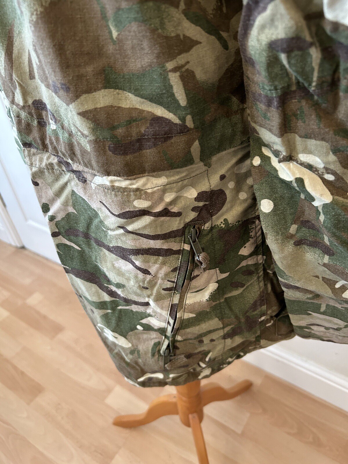 Picture 4 of 6