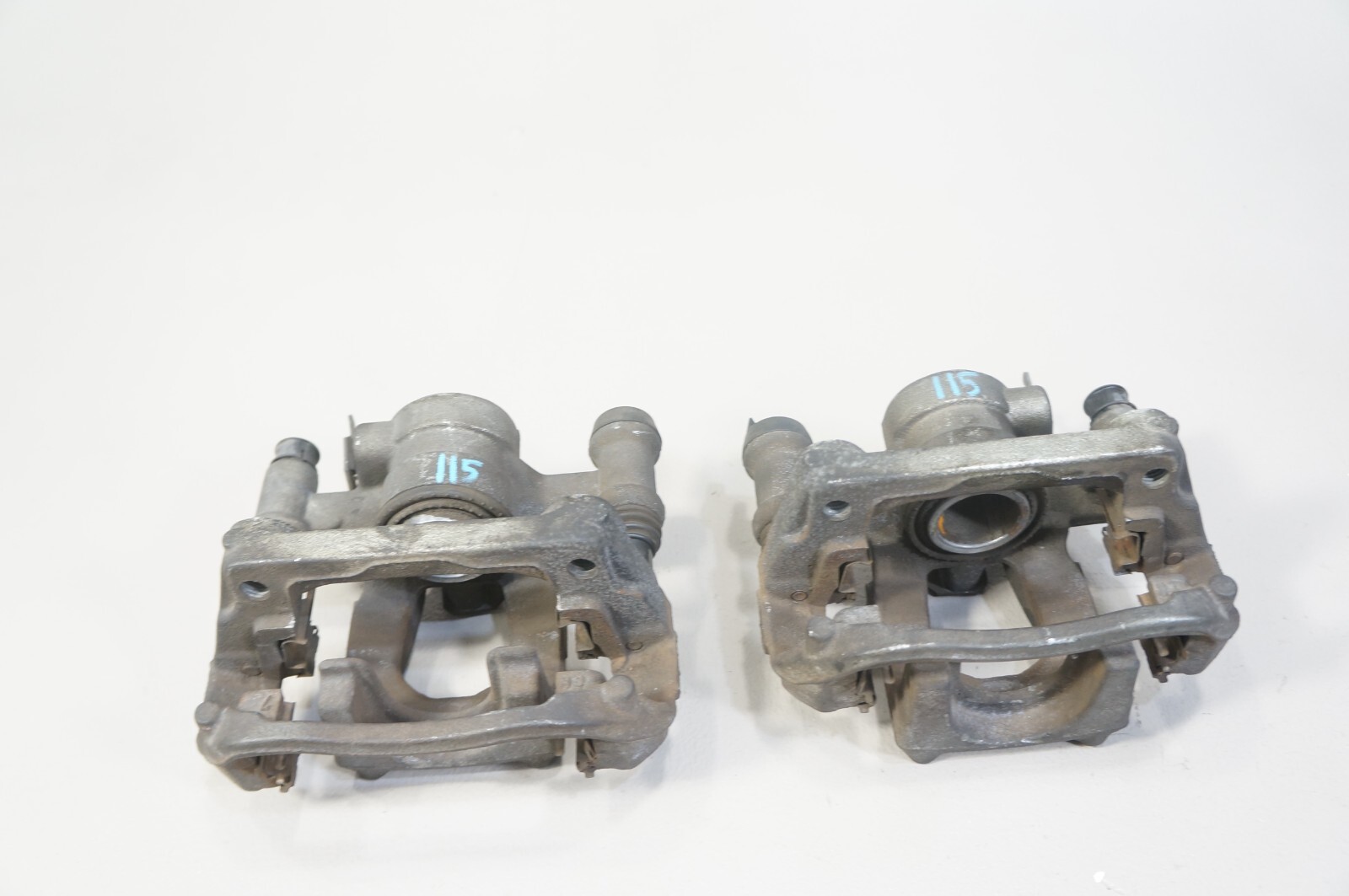 2014-2021 Maserati Ghibli REAR break caliper single cylinder pair set of 2