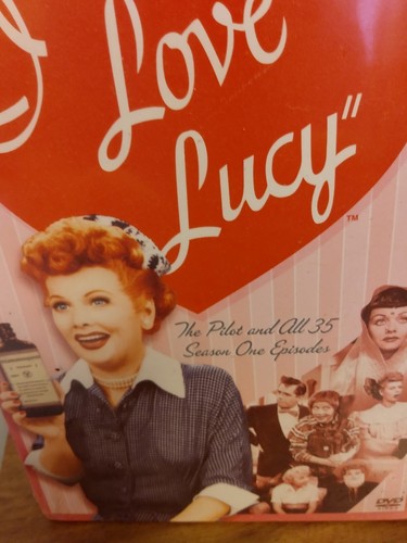 Unopened I Love Lucy Season 1 and 2 Boxed DVDs includes Pilot Episode - 第 2/5 張圖片