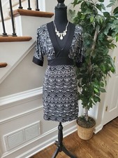 Noticeable Women's Black/White V-Neck Formal Half Sleeve Midi Dress Size Medium