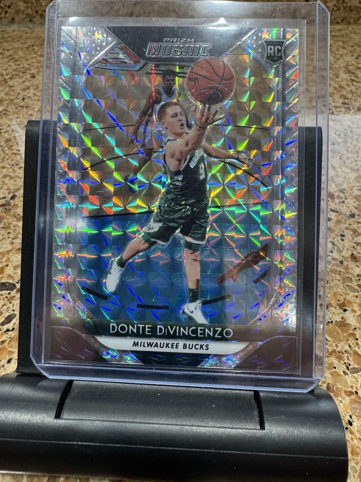 2018-19 Panini Mosaic -  Donte DiVincenzo (RC) - Mosaic Prizm Rookie Card