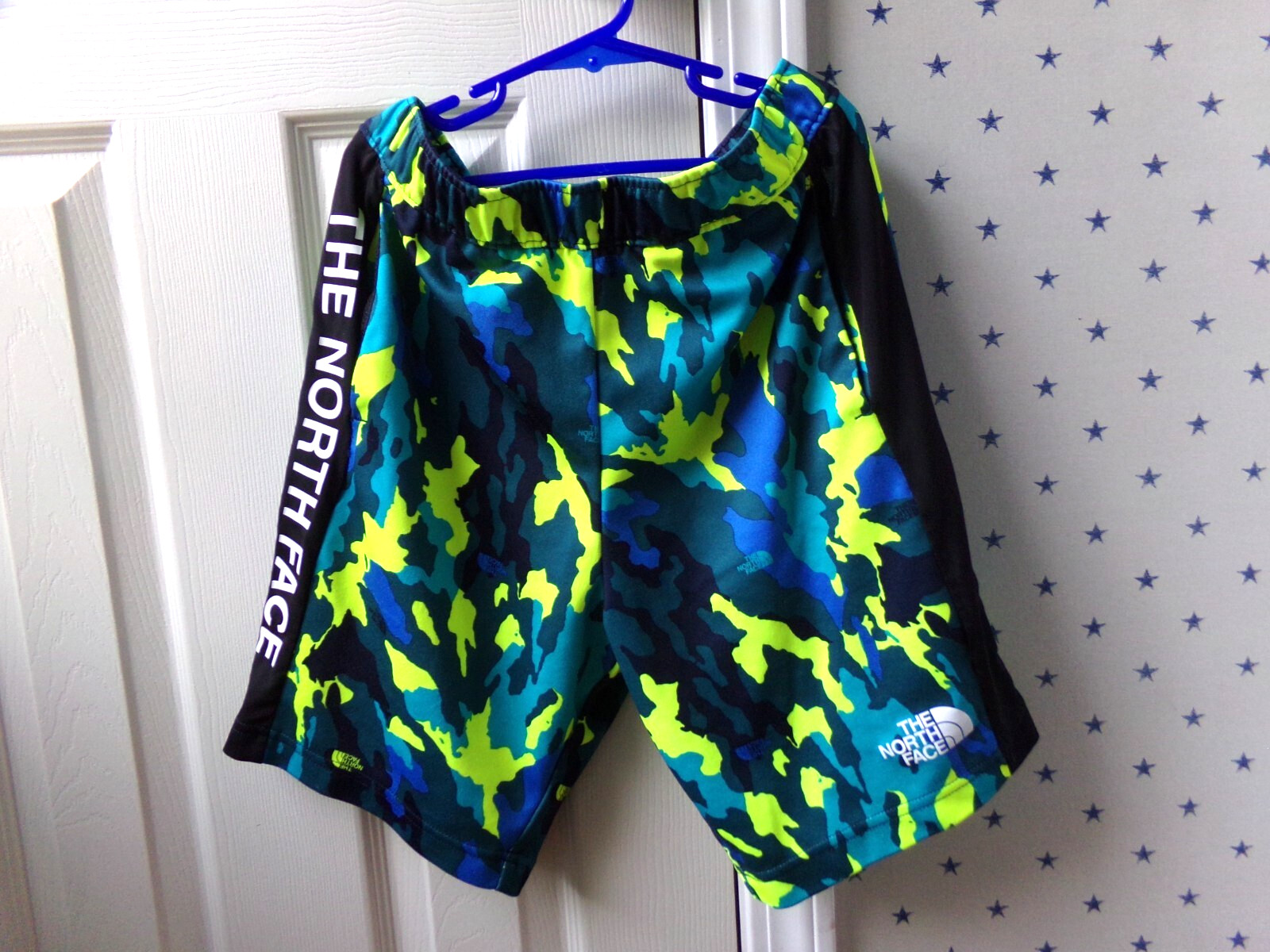 Boys NORTH FACE Shorts XL FLASHDRY Athletic Camo Blue Colorful Size 14-16  CLEAN thumbnail 3