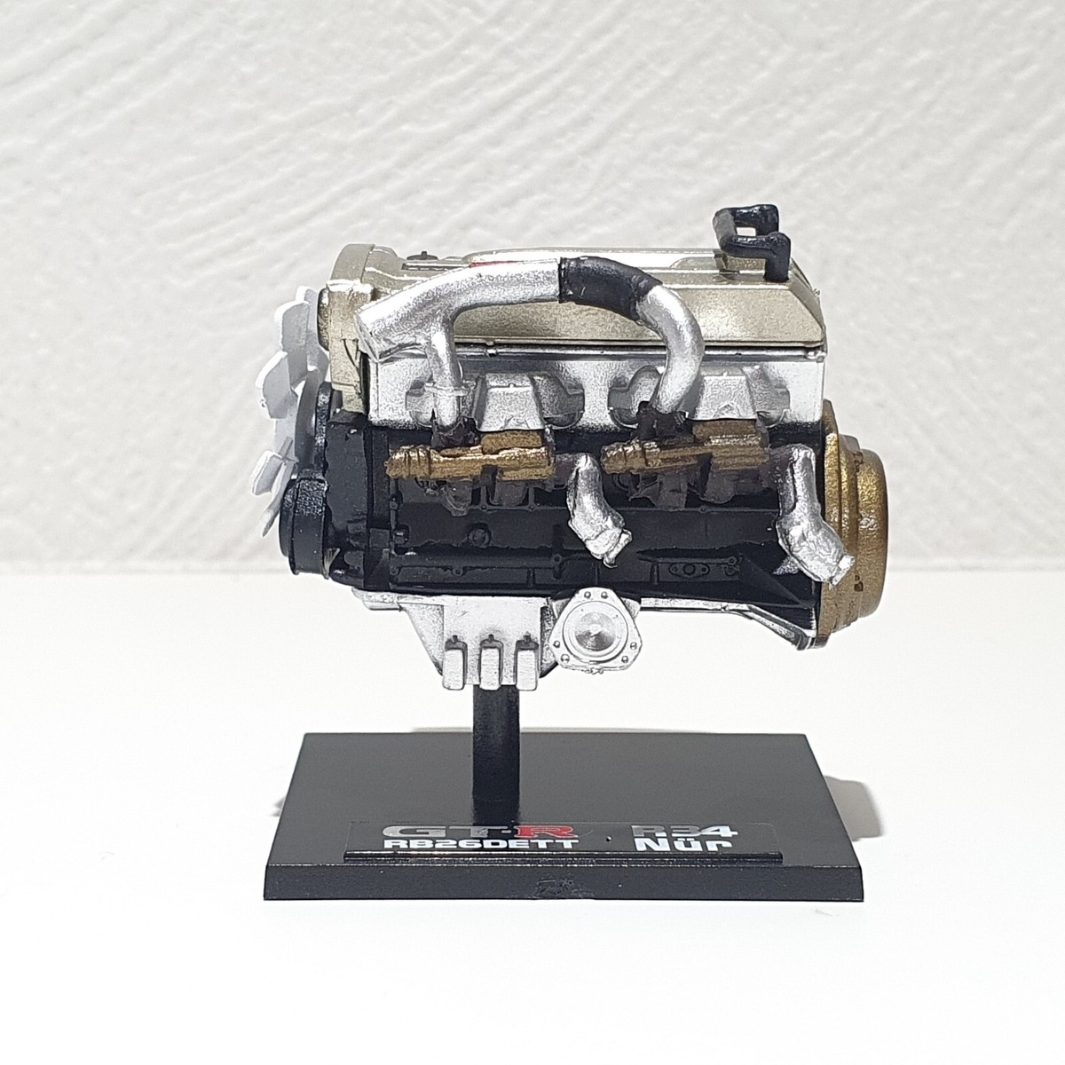 ミニカー NISSAN SKYLINE GT-R Nur One of 1000pcs. Preorder) Mini GT 1:64 Nissan Skyline GT-R (R34) V-Spec II