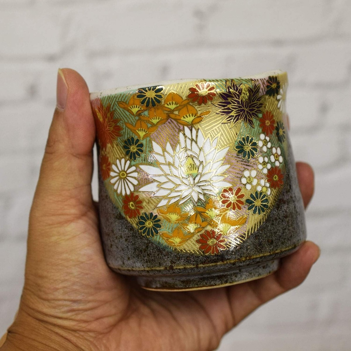 Kutani ware Japanese Tea Cup Gold Floral Pttern Hana-Zume NEW from
