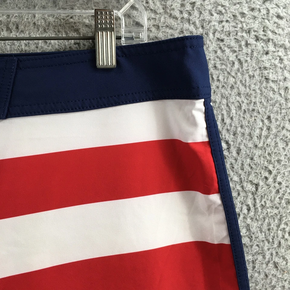 Boardshorts Old Navy California para hombre 36 bolsillos con cordón multicolor tiro alto Foto 4 de 4