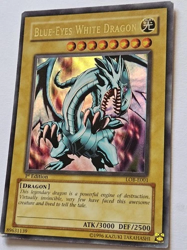 Blue-Eyes White Dragon LOB-E001 Ultra Rare 1st Edition Moderate play Yugioh
