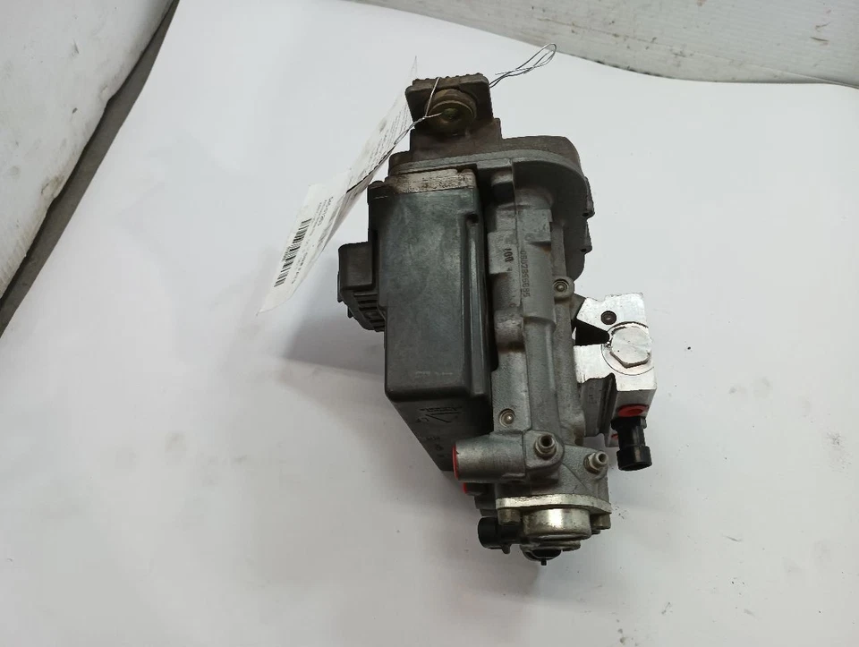 Anti-Lock Brake ABS Pump from 1996 Chevy Camaro w/o Traction Control 11878495 - Image 4 of 4