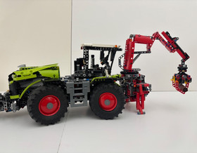 LEGO TECHNIC: CLAAS XERION 5000 TRAC VC (42054 6136832)... 100% Complete, no box
