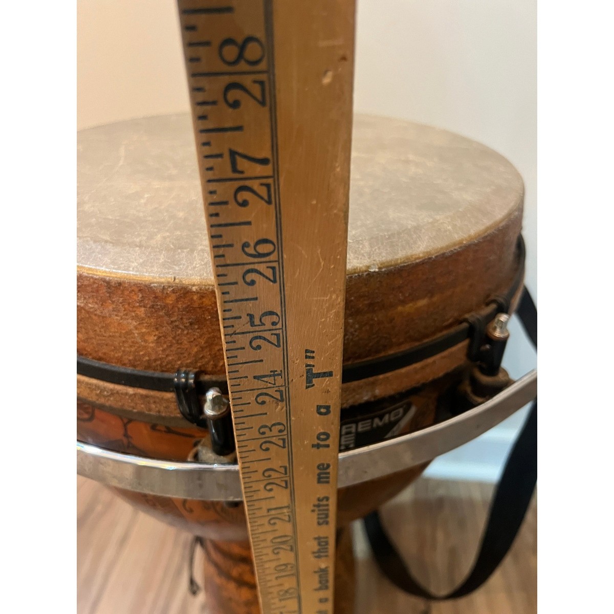 Remo Signature Djembe Drum Leon Mobley Fiberskyn 3 Reno Drum Mondo