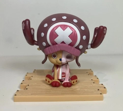 Mighty Jaxx Freeny's Hidden Dissectibles One Piece S2 Sakura Chopper Ultra Rare