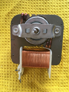 KÜHLGEBLÄSEMOTOR WIE IN MIKROWELLEN TISCHVENTILATOREN ETC.