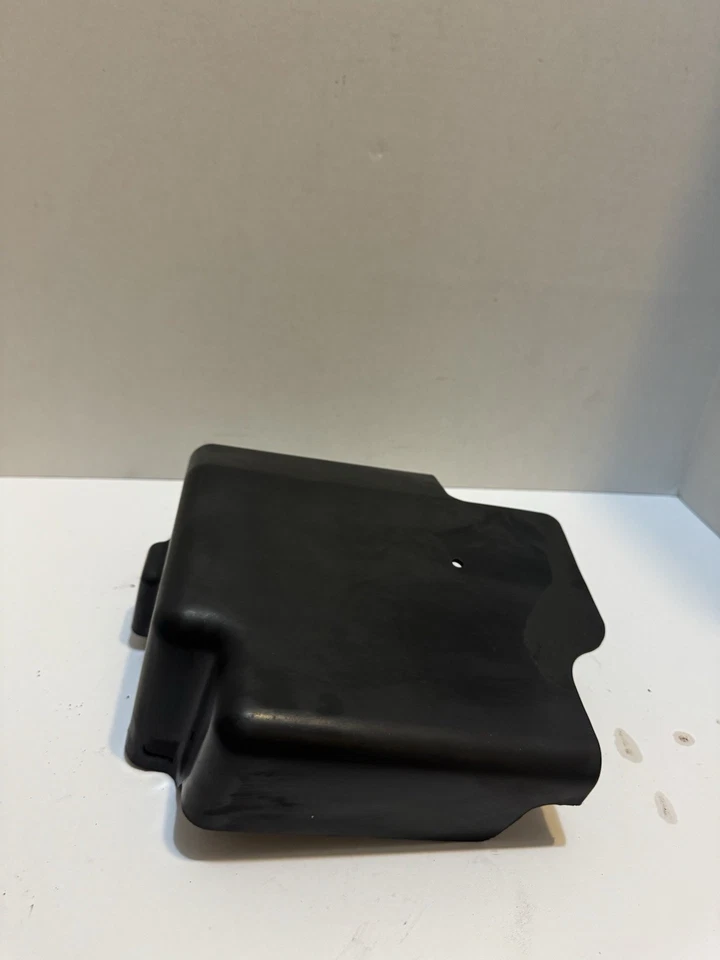 Cubierta ECM para computadora de motor Cadillac Escalade 2000-2006 15071609 OEM Foto 2 de 4