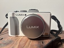 Panasonic Lumix DMC-LX5 Digital Camera In Really Nice Condition, Charger+ card