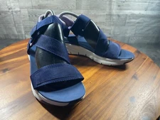 Skechers Sandals Women 8 /9 Arch Fit-Pop Retro Shoes Blue Wedge Straps Platform