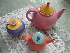 3 Piece Set of Lindt Stymeist Colorways "Tea Pot" Creamer & Sugar Bowl Japan Ex.