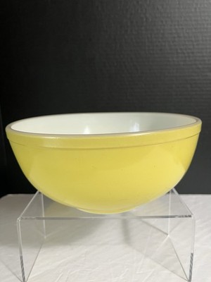 VTG Large 10  Pyrex Yellow Primary Colors Nesting Mixing Bowl, T.M. REG Mark
