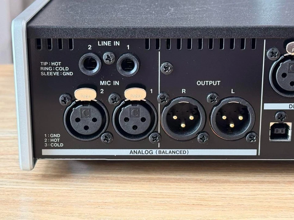 TASCAM UH-7000 HDIA Mic Preamp/USB Audio Interface TEAC AC100・240V 50-60Hz 15W - Image 3 of 4