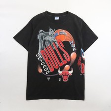 Vintage Chicago Bulls Aerial Assault Salem T-Shirt Size Medium 90s NBA