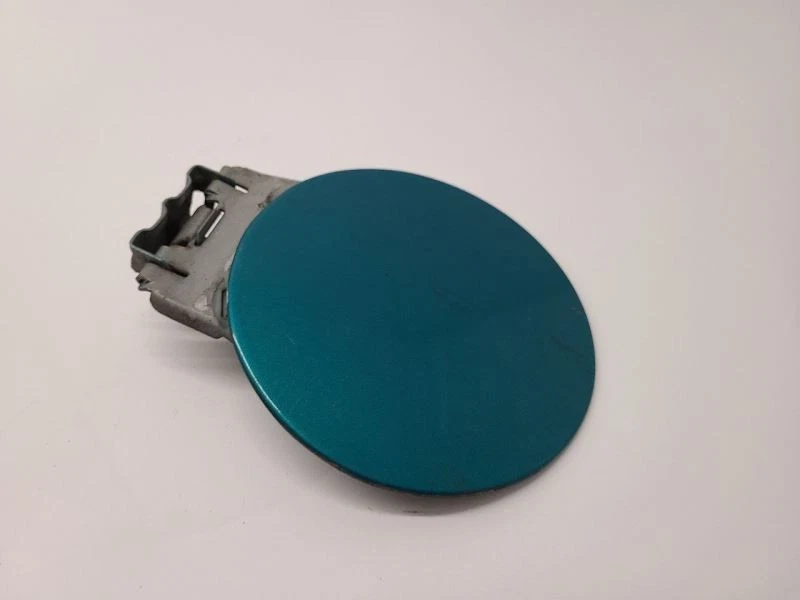 Chevrolet S10 S15 1995-2002 puerta de llenado de combustible verde azulado  Foto 3 de 4