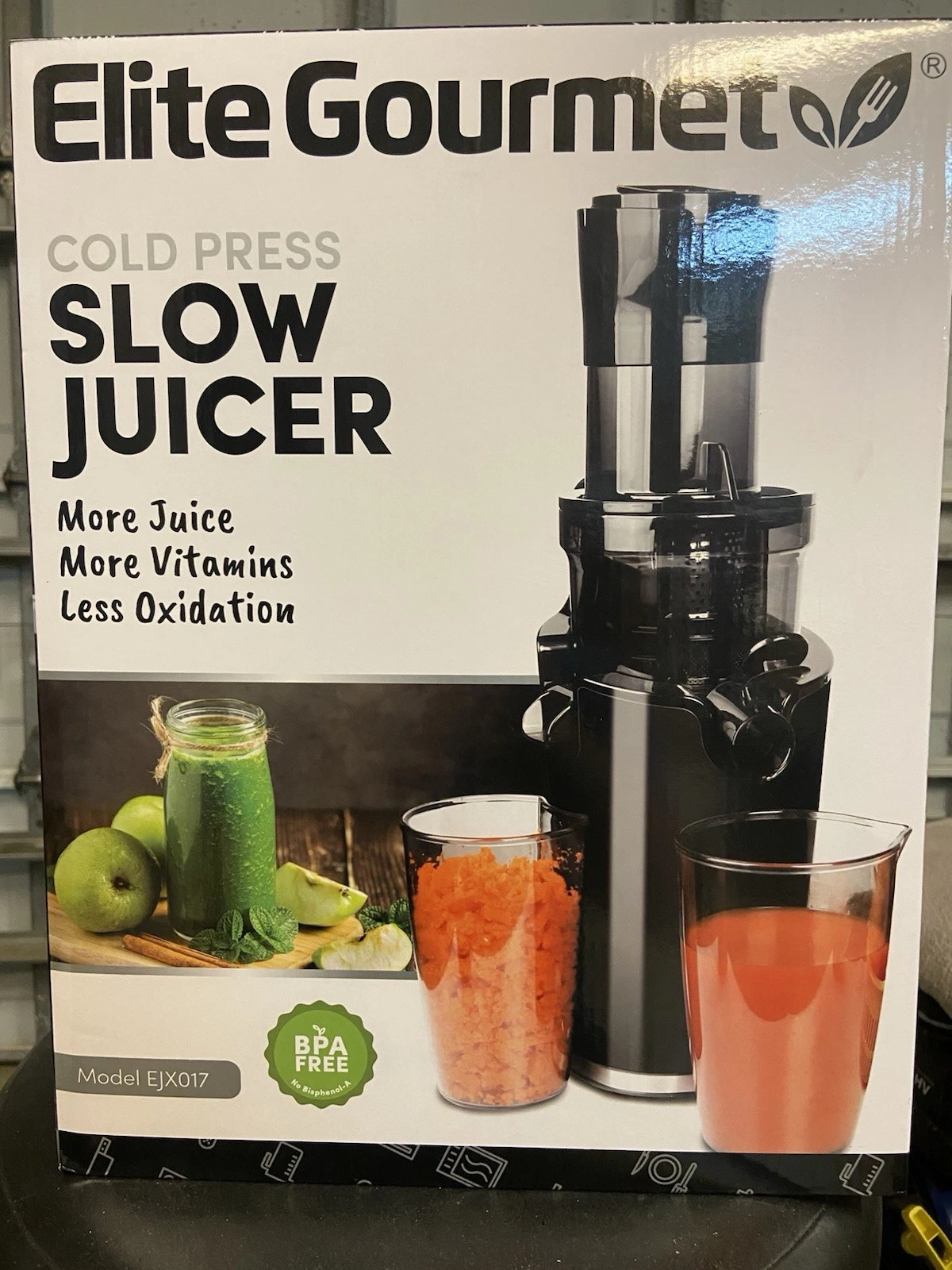 ELITE GOURMET WHOLE FRUIT 3” FEEDING CHUTE SLOW JUICER EJX017 - BLACK
Opens in a new window or tab