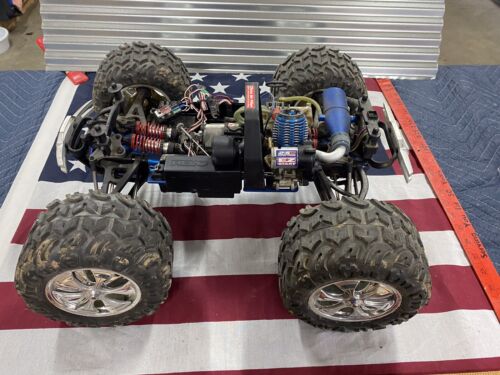 TRAXXAS REVO 2.5 PreOened/Project Truck Motor Turns Freely & Compression - Picture 1 of 18