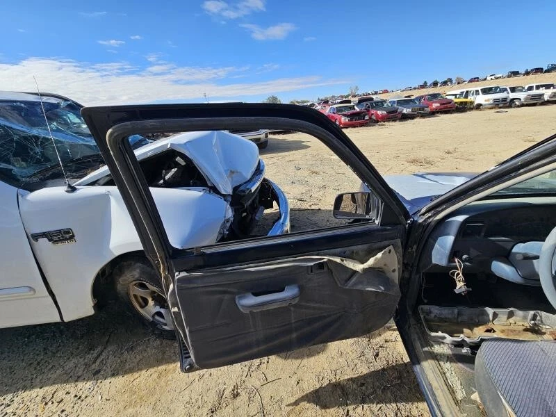 Used Air Cleaner Assembly fits: 1993 Toyota PICKUP 4 cylinder 22RE engine 4x2 w/ Foto 3 de 4