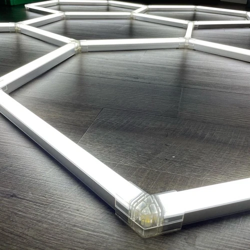 14 x lampada LED esagonale officina parete garage soffitto luce illuminazione a nido d'ape nuova - Foto 31 di 37