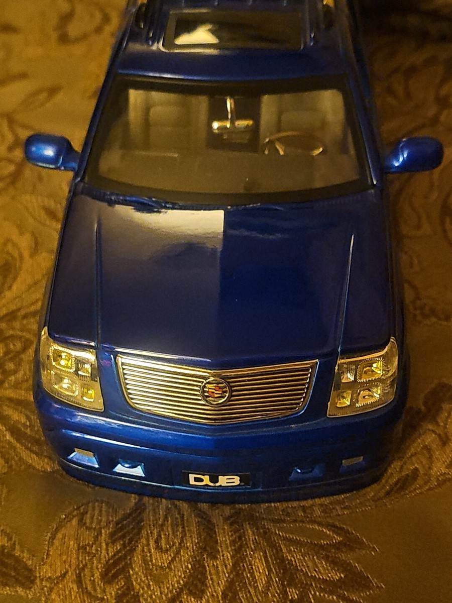 JADA TOYS DUB CITY BIG BALLERS 1:18 SCALE CADILLAC ESCALADE EXT As